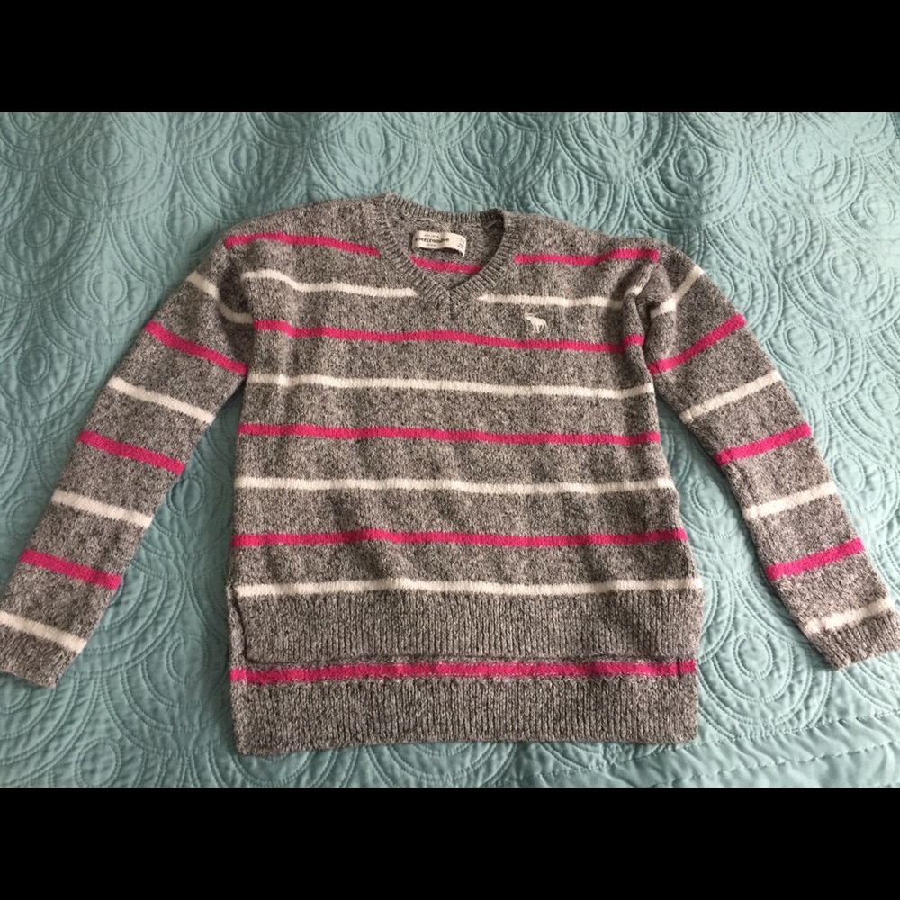 Cute Abercrombie striped sweater